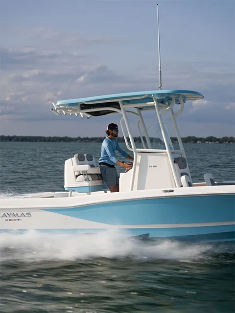 Caymas on the water
